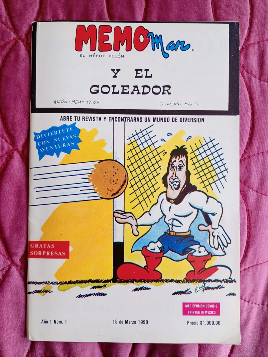 Portada de MemoMan, el héroe pelón: Y el goleador, con guion de Memo Ríos y dibujos de MACS